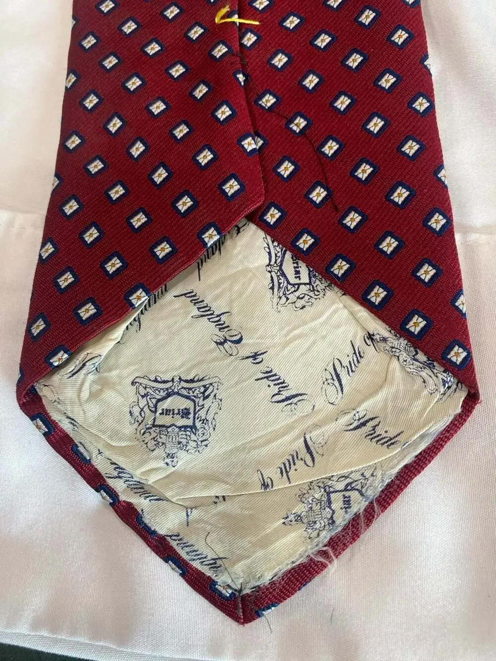 Pride of England Vintage Red Silk Diamond Foulard Necktie Made for Joe's Mens St